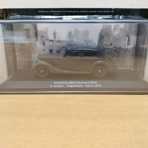 #103 Hotchkiss 686 Cabourg coches militares