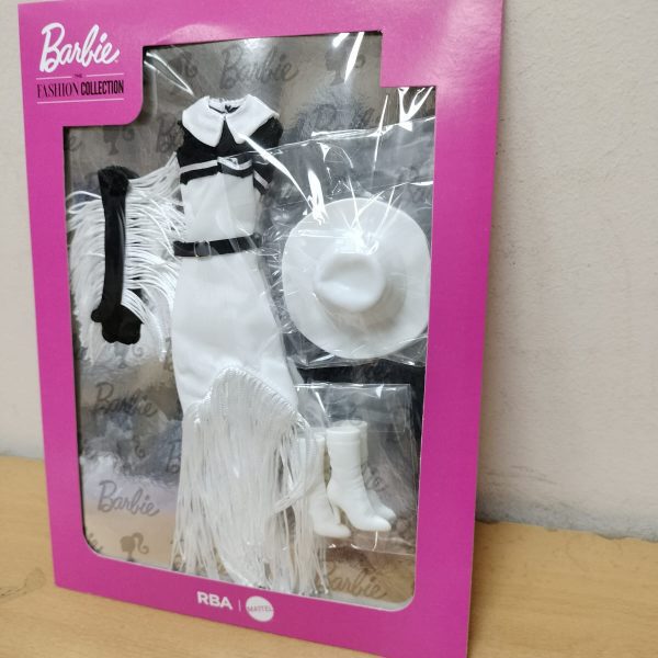 #23 Conjunto Western BARBIE THE FASHION COLLECTION VESTIDOS