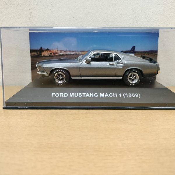 #5 Ford Mustang MACH1 1969